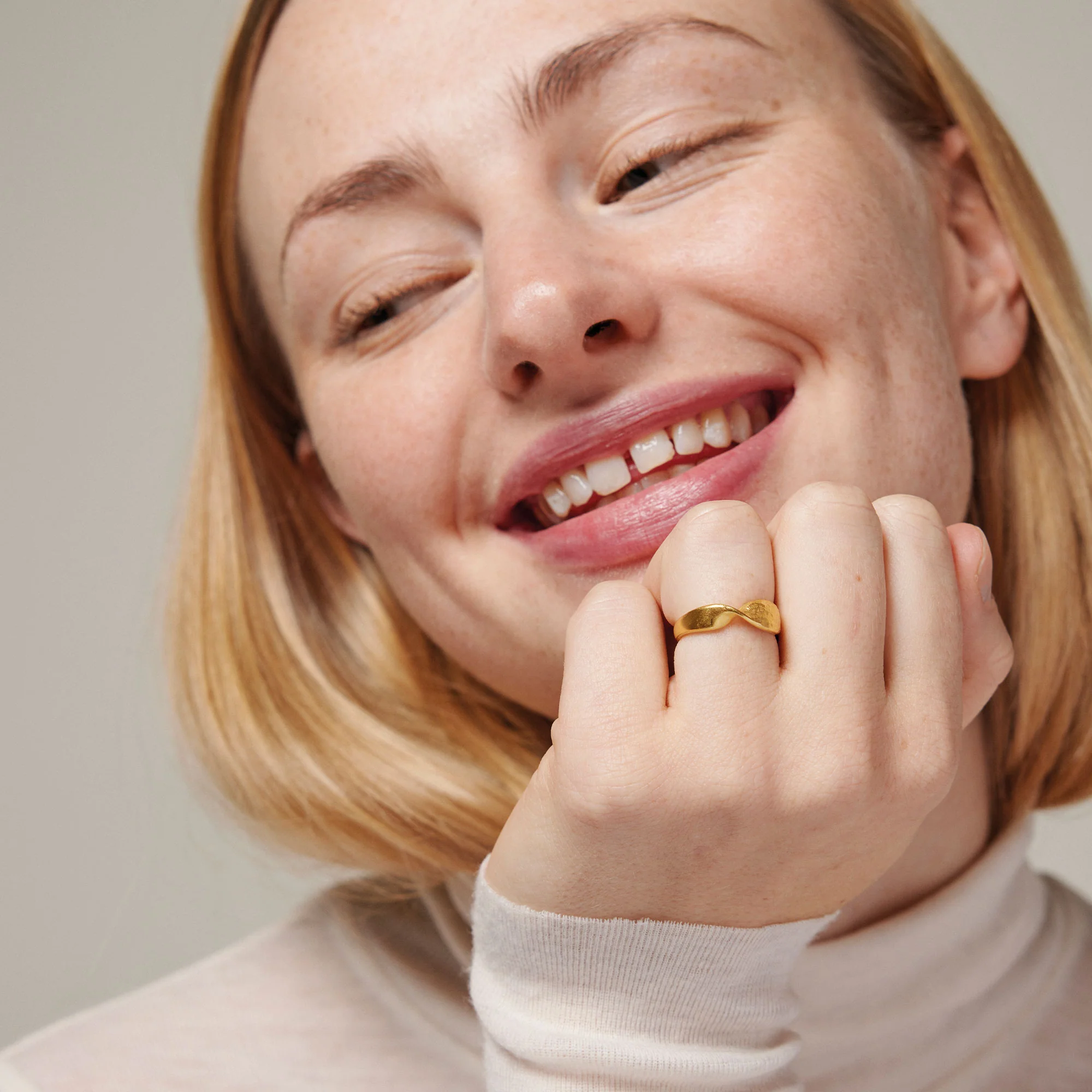 Ring, Adele - Image 2